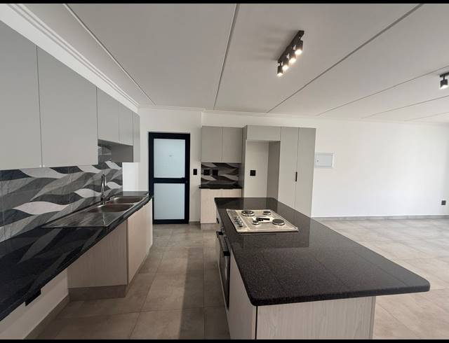 20 BEDROOM GATED ESTATE FOR SALE IN RYNFIELD